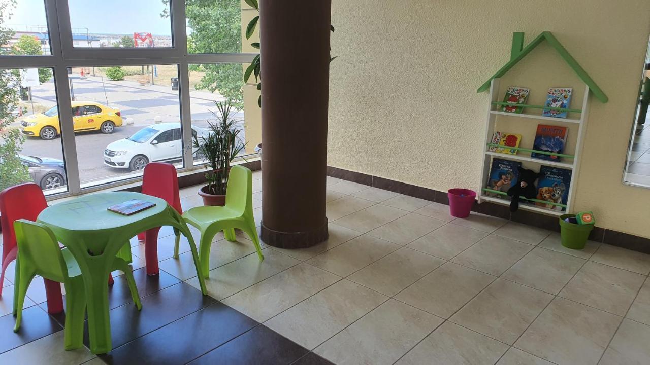 Hotel Pescarus Mamaia Bagian luar foto