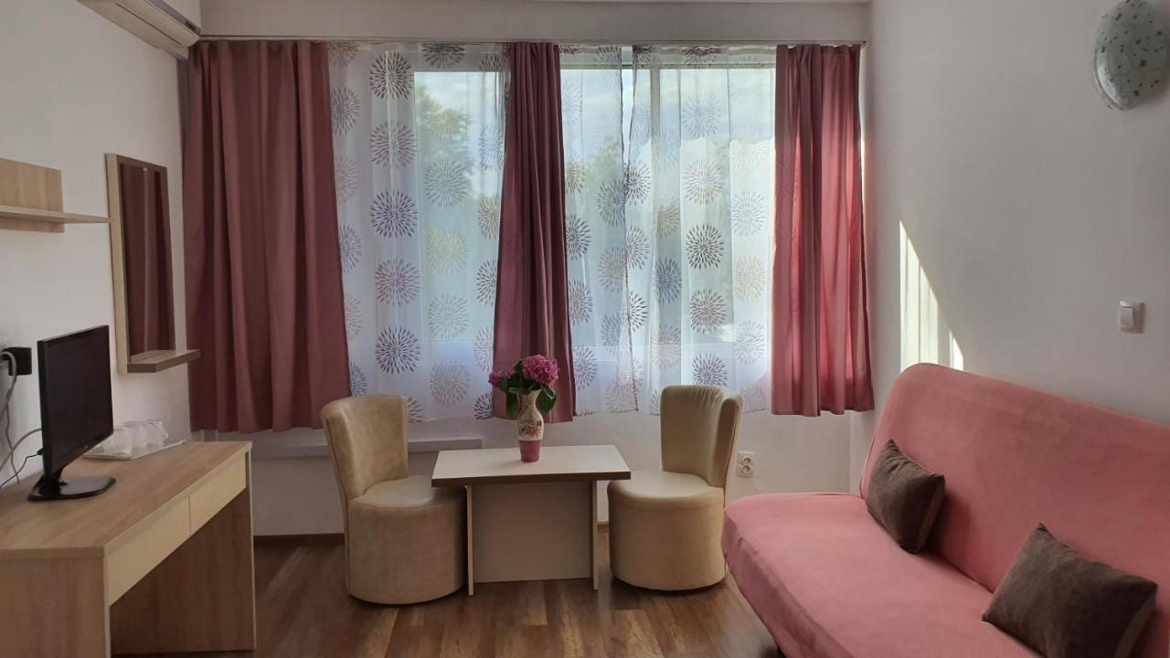 Hotel Pescarus Mamaia Bagian luar foto
