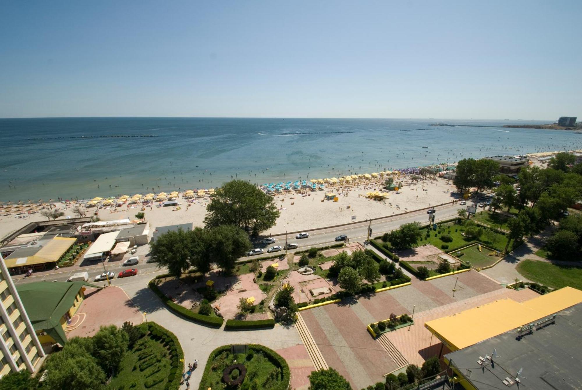 Hotel Pescarus Mamaia Bagian luar foto